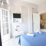 Angela's House By The Sea *